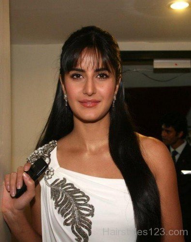 Straight Hairstyle Of Katrina Kaif