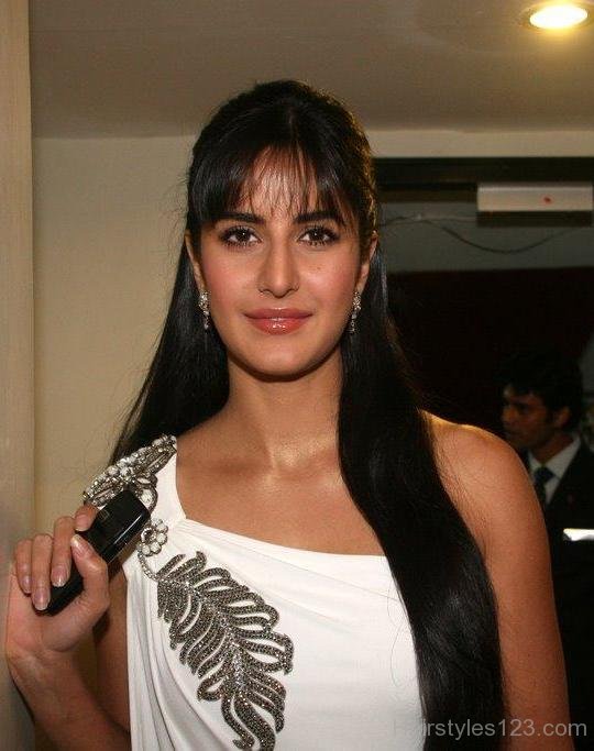 Straight Hairstyle Of Katrina Kaif