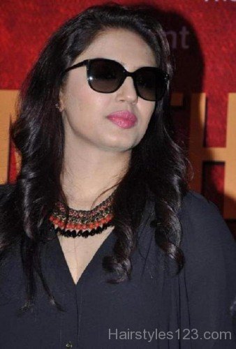 Huma Qureshi Medium Hairstyle