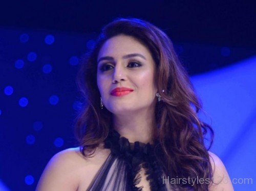 Wavy Haircut Of Huma Qureshi