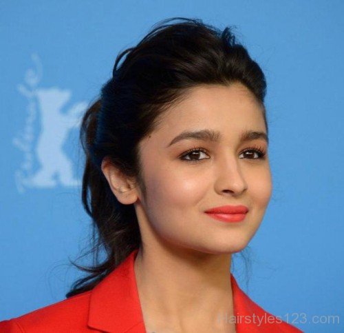 Alia Bhatt Puff Ponytail