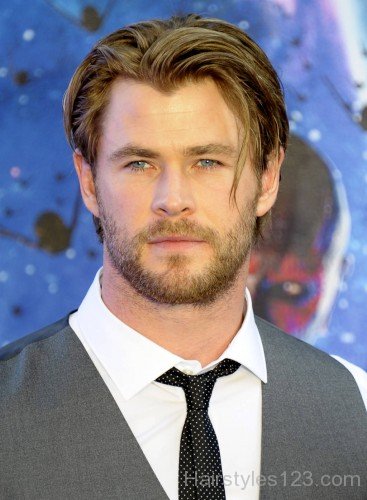 Chris Hemsworth Short Layer Cut