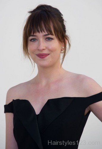 Dakota Johnson Prom Updo