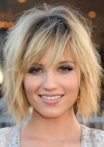 Dianna Agron Short Fluffy Hairstyle