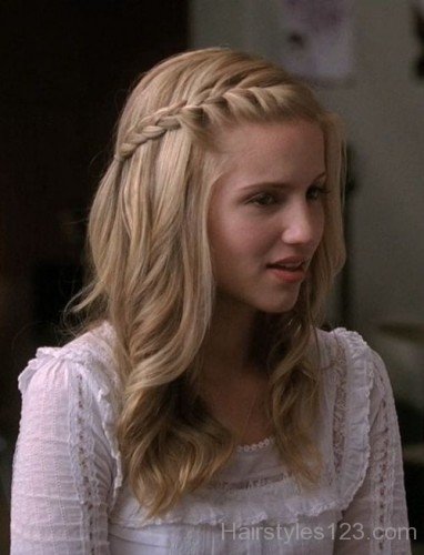 Dianna Agron Teenage Hairstyle