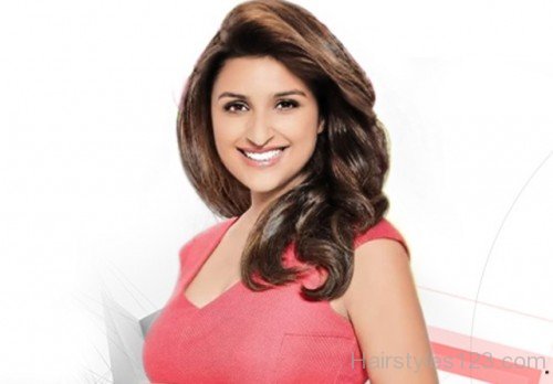 Medium Layered Cut Of Parineeti Chopra