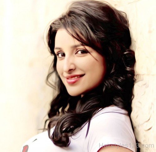 Parineeti Chopra Medium Curly Haircut