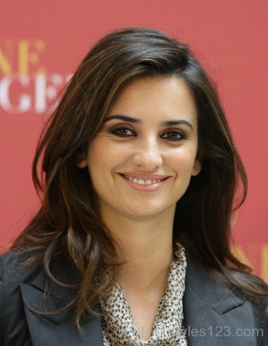 Penelope Cruz Layered Hairstyle