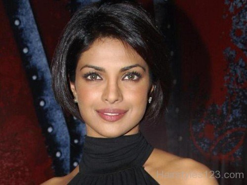 Short Bob Hairstyle Of Priyanka Chopra