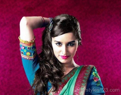 Shraddha Kapoor Side Swept Hairstyle