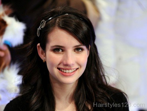 Emma Roberts Black Hair With Headband