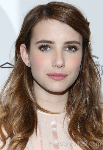 Emma Roberts Half Up Hair