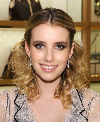 Emma Roberts Half Up Half Down Hairstyle