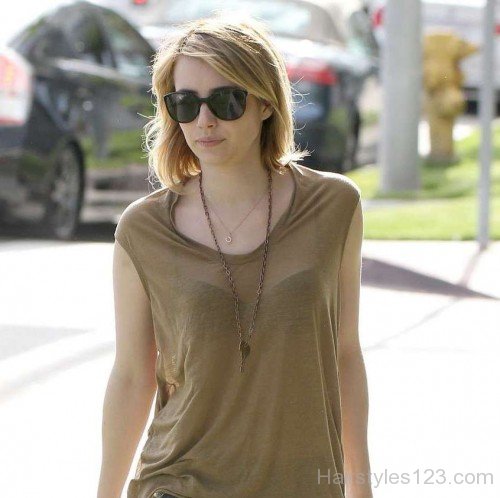 Emma Roberts Short Hairstyle