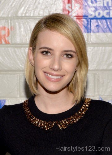 Emma Roberts Straight Short Hairstyle