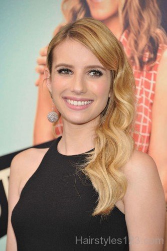 Emma Roberts Wavy Haircut