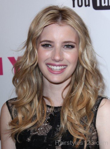 Emma Roberts Wavy Long Hairstyle