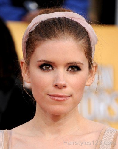 Kate Mara Bun With Scarf