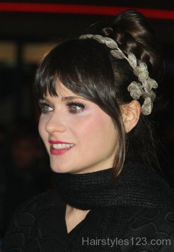 Zooey Deschanel Bun