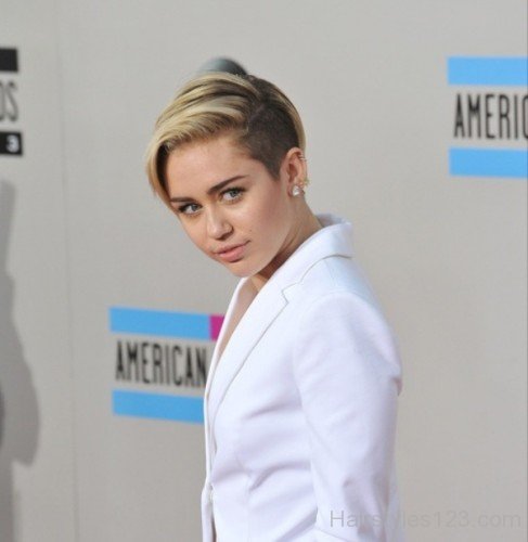 Miley Cyrus Side Blonde Hair-Hs131