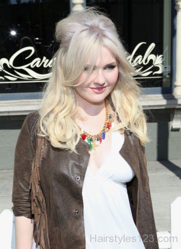 Abigail Breslin Beehive Hairstyle-a122