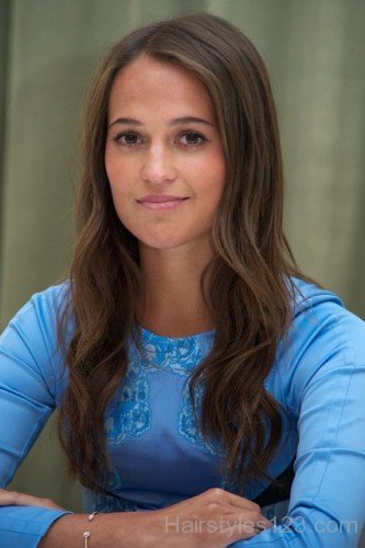 Alicia Vikander Long Wavy Hair-al117