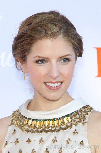 Anna Kendrick Braided Updo.-a211