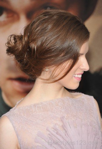 Anna Kendrick French Twist-a228