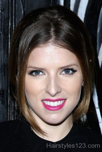 Anna Kendrick Loose Ponytail-a249