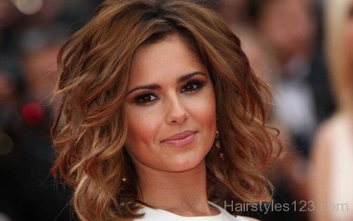 Cheryl Fernandez Short Wavy Hair