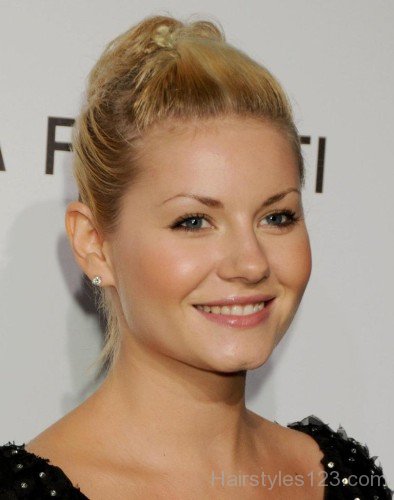 Elisha Cuthbert Pin Up Hairstyle-el025be25