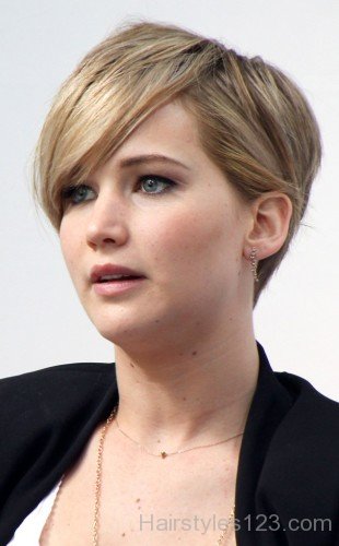 Jennifer Lawrence Short Bob-0je52er52