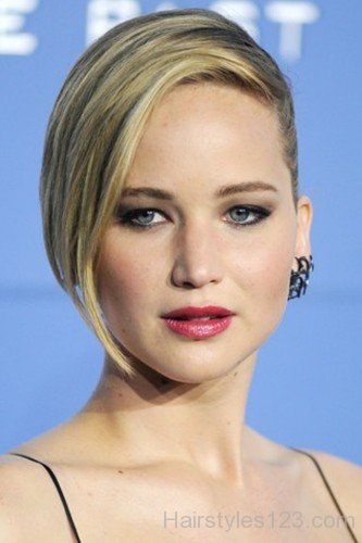 Jennifer Lawrence Side-Slicked-0je63er63