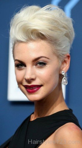 Kate Peck Quiff Hairstyle-1ra55