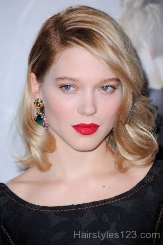 Lea Seydoux Flapper Hair-1ra61