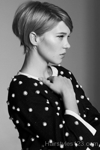 Lea Seydoux Stacked Bob-1ra64