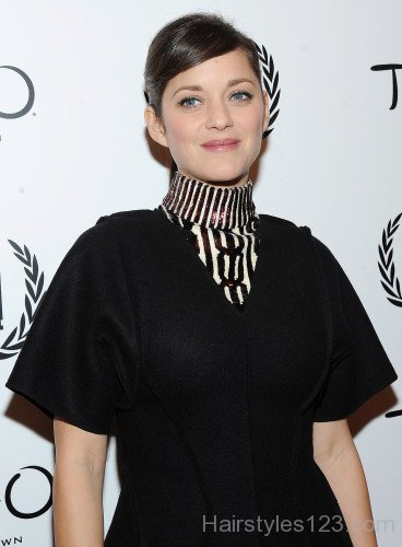 Marion Cotillard Simple Bun