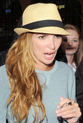 Nadine Coyle Golden Hair-na021ne21