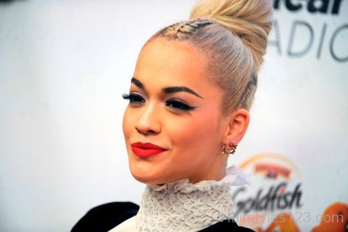 Rita Ora Classic Bun-rt112