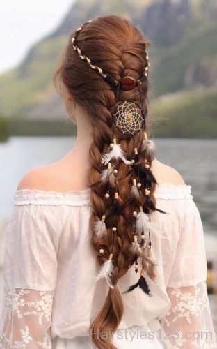 Ancient hairstyle with accessories