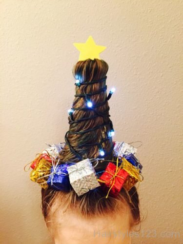 Brielle Christmas tree hair