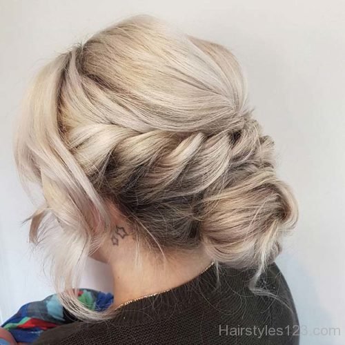 Low Bun Style