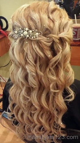 Perfect Prom Hairstyle