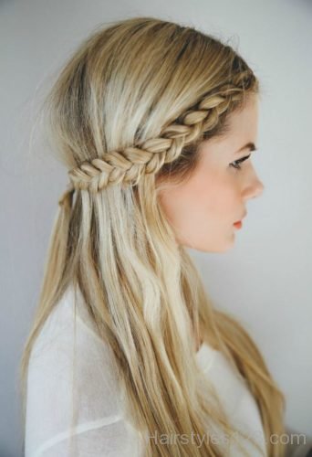 Side Braided Long Hairstyle
