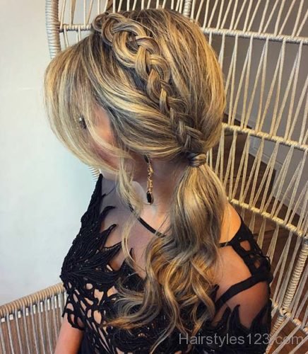 Side Ponytail with Braid