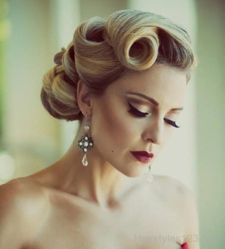 Victorian Roll Updo